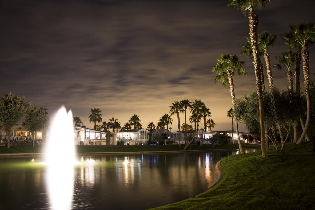 Palm Creek Golf & Rv Resort - 55+ Adults Only カーサ・グランデ エクステリア 写真